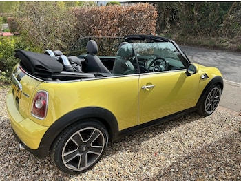 Used MINI Convertible 2009 for sale - 78565109: Photo