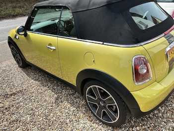 Used MINI Convertible 2009 for sale - 78565109: Photo