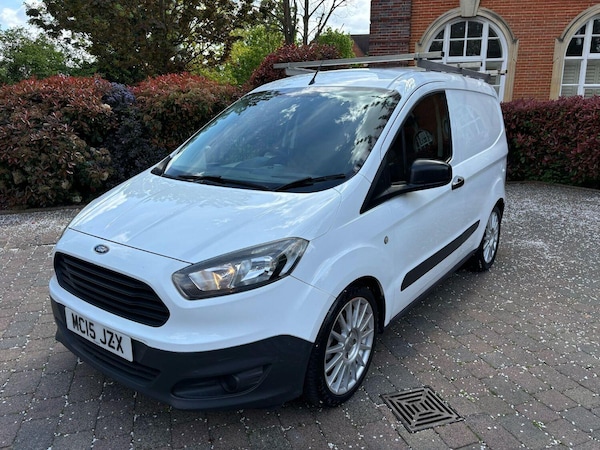 Used Ford Transit Courier 2015 for sale - 74439480: Photo 1