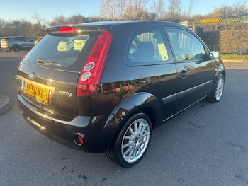 Used Ford Fiesta 2006 for sale - 77054787: Photo