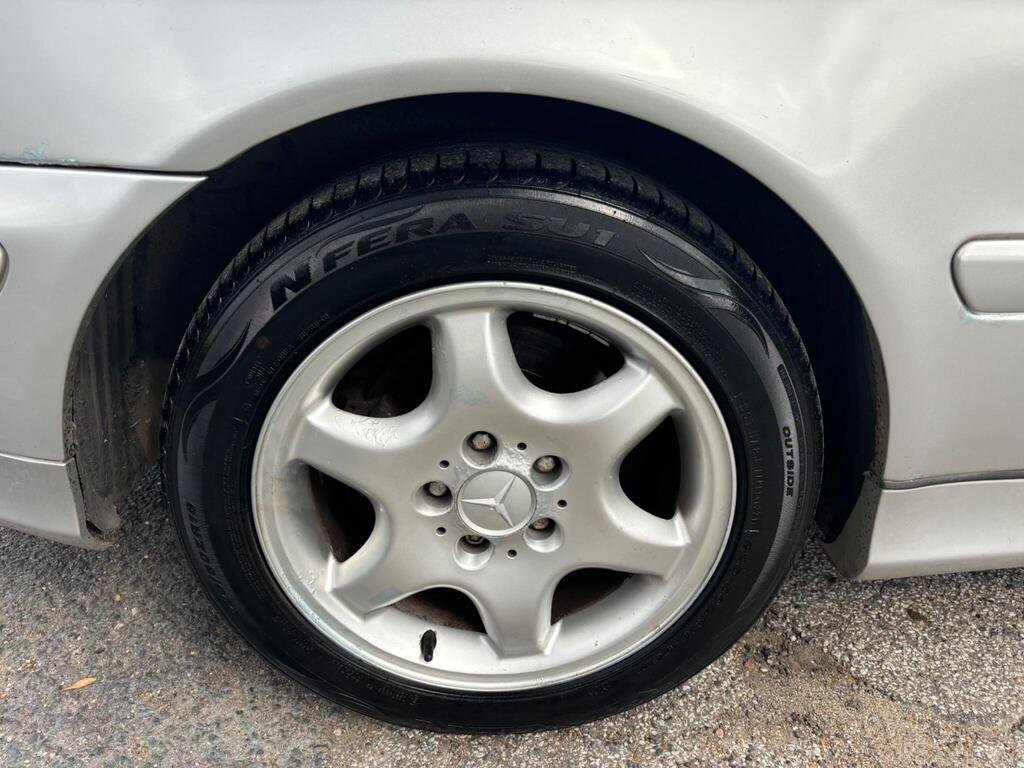 Used Mercedes-Benz CLK 2001 for sale - 76517817: Photo 19