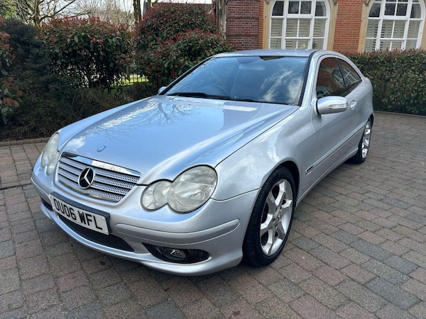 Used Mercedes-Benz C-Class 2006 for sale - 74067678: Photo 1