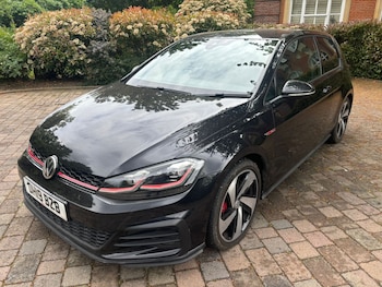 Used Volkswagen Golf 2019 for sale - 78545700: Photo