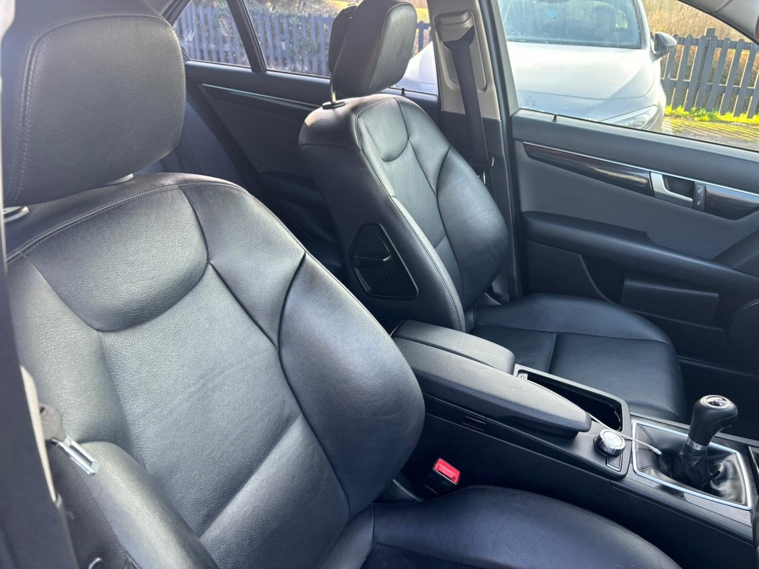 Used Mercedes-Benz C Class 2012 for sale - 77033094: Photo 11