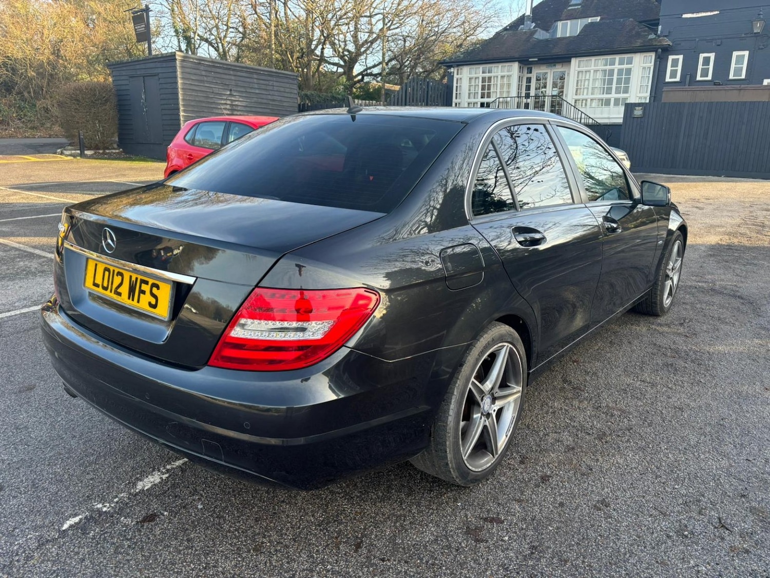 Used Mercedes-Benz C Class 2012 for sale - 77033094: Photo 4
