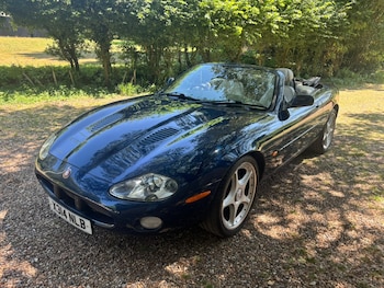 Used Jaguar XK8 2000 for sale - 79365495: Photo