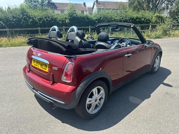 Used MINI Convertible 2007 for sale - 79365537: Photo
