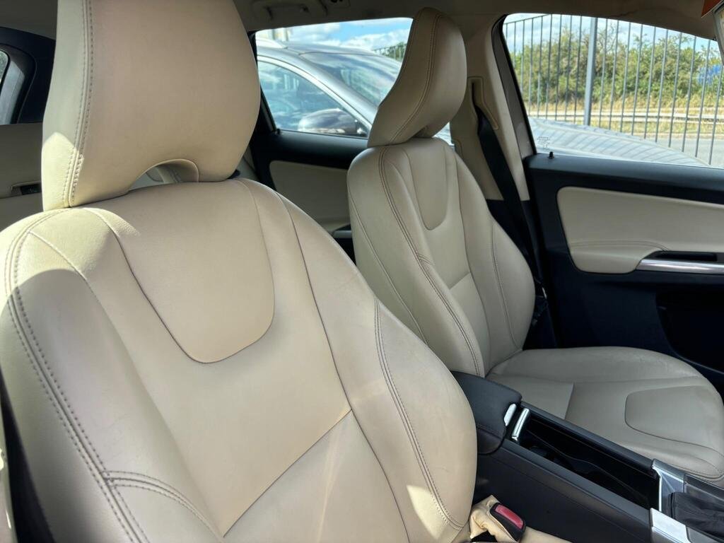 Used Volvo XC60 2014 for sale - 76517803: Photo 13