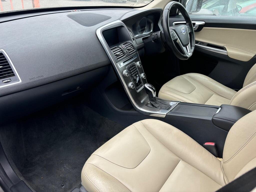 Used Volvo XC60 2014 for sale - 76517803: Photo 17