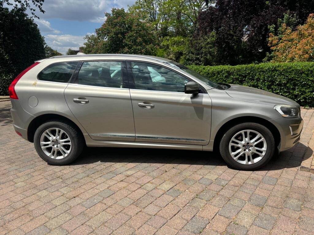 Used Volvo XC60 2014 for sale - 76517803: Photo 6