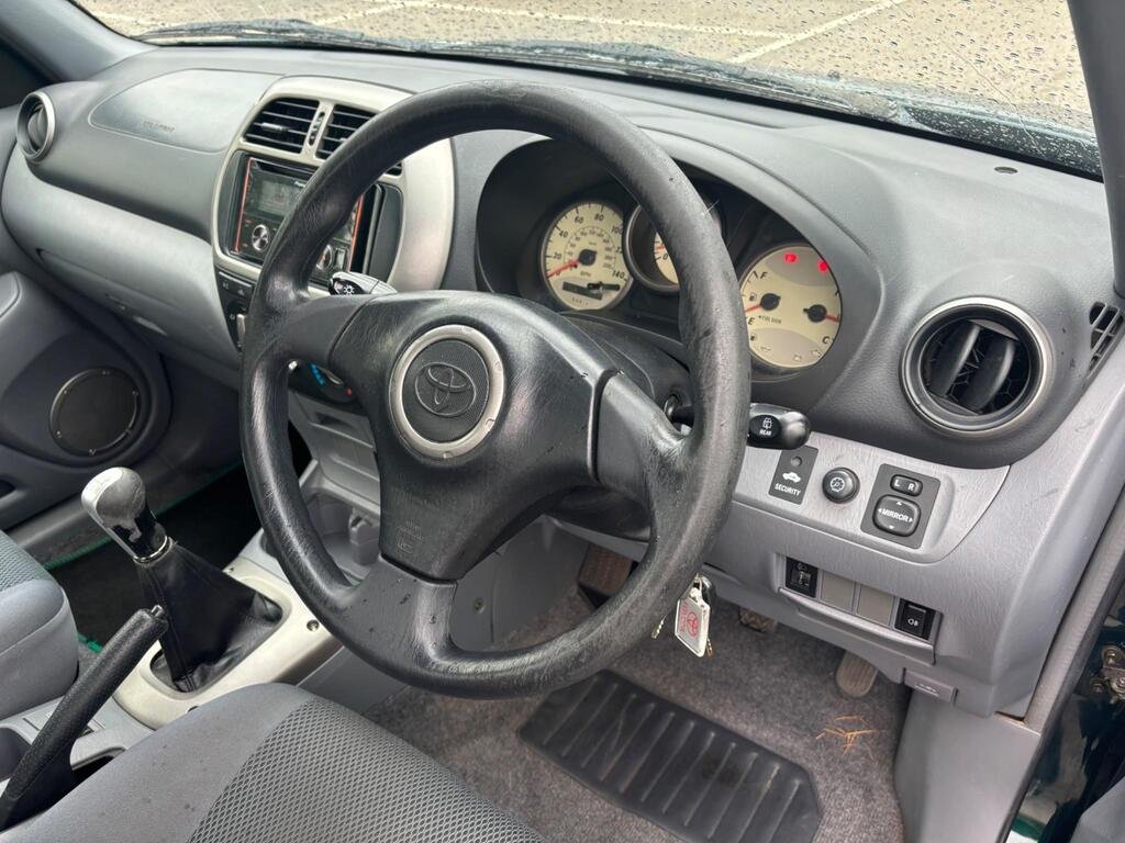 Used Toyota RAV4 2001 for sale - 76517786: Photo 13