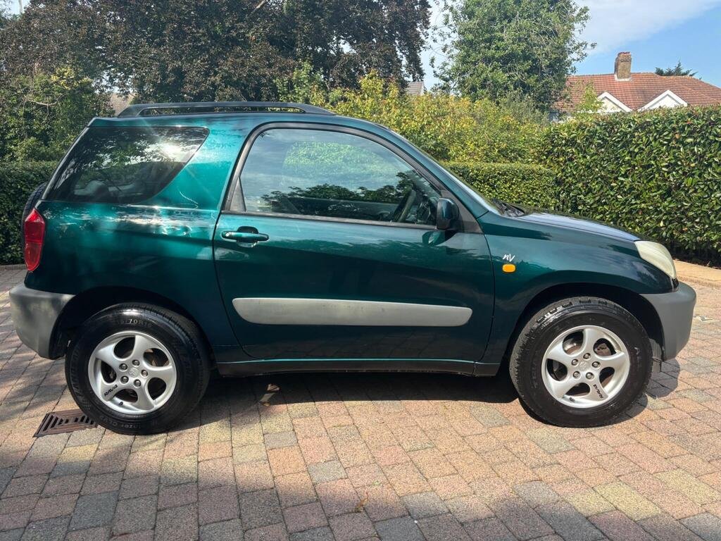 Used Toyota RAV4 2001 for sale - 76517786: Photo 8