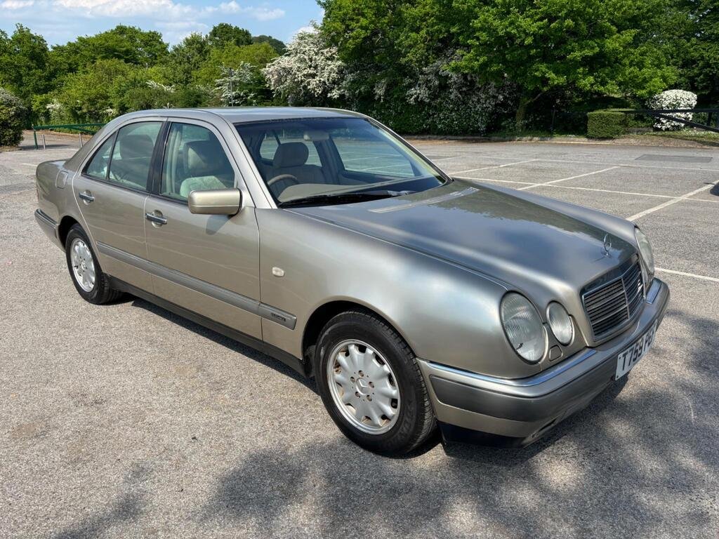 Used Mercedes-Benz E Class 1999 for sale - 76517816: Photo 13