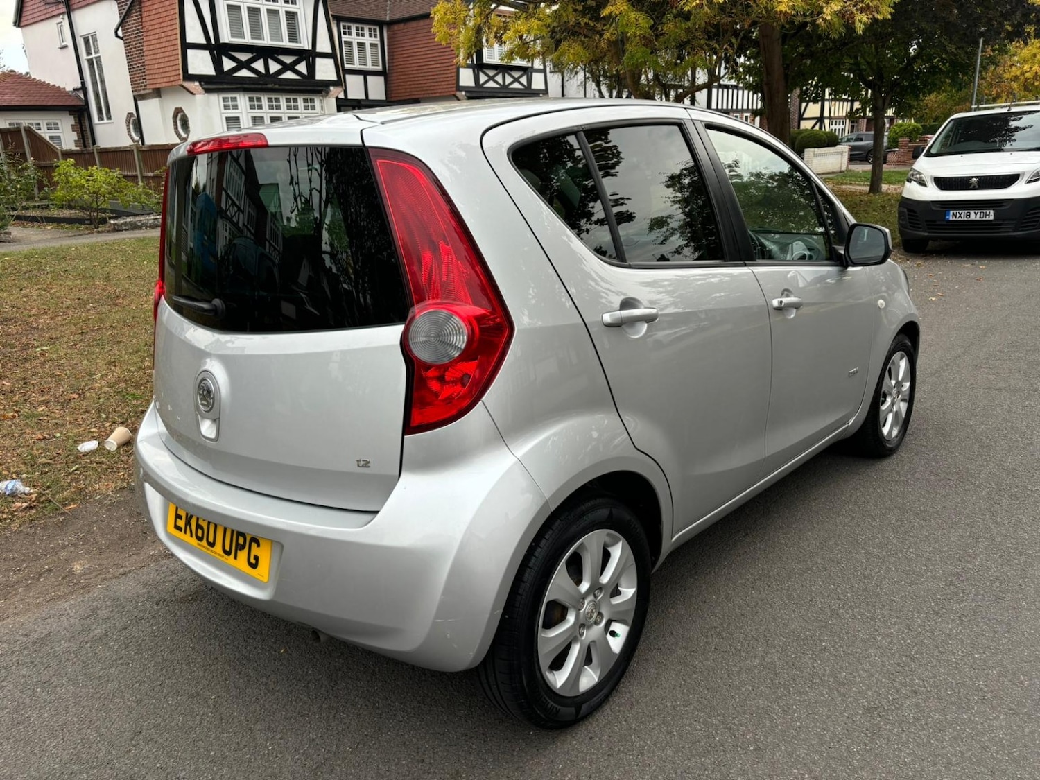 Used Vauxhall Agila 2010 for sale - 76517787: Photo 5