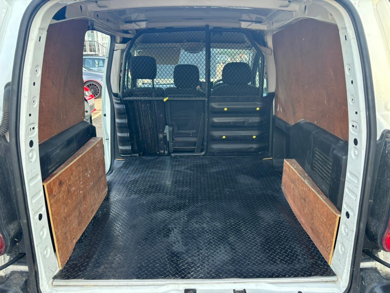 Used Peugeot Partner 2017 for sale - 76940080: Photo 11