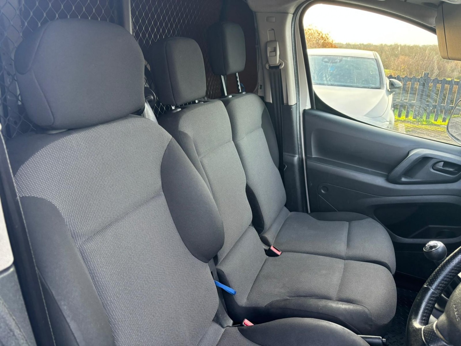 Used Peugeot Partner 2017 for sale - 76940080: Photo 16