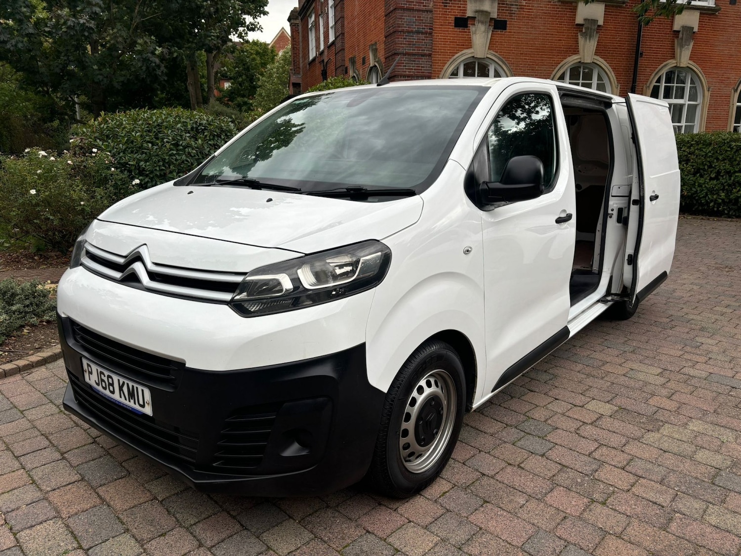 Used Citroen Dispatch 2018 for sale - 76517792: Photo 8