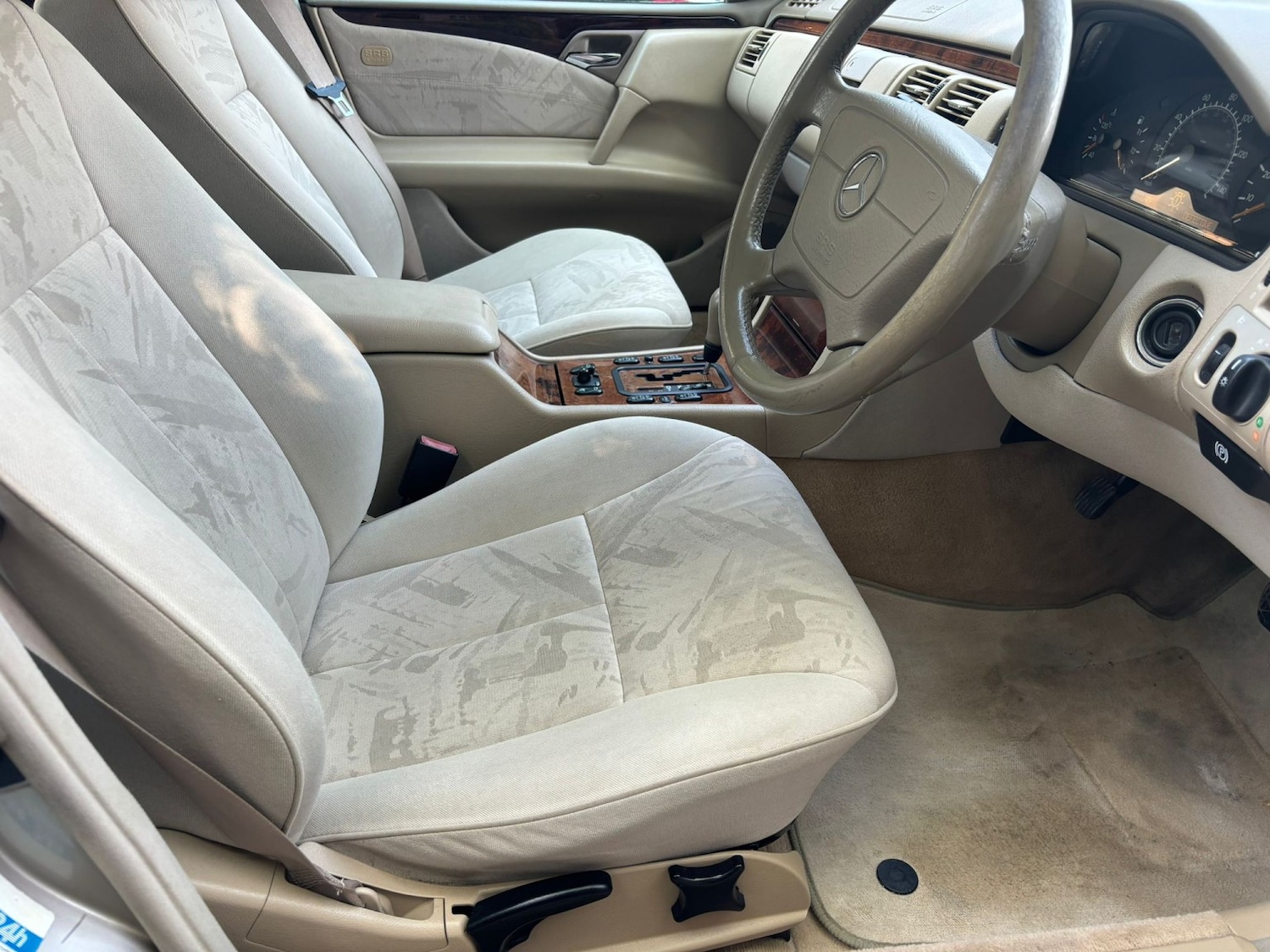 Used Mercedes-Benz E Class 1999 for sale - 77329248: Photo 10