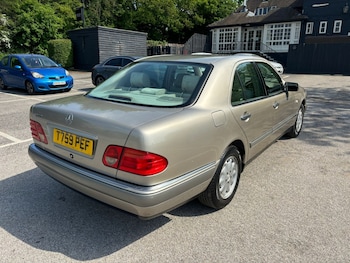 Used Mercedes-Benz E Class 1999 for sale - 77329248: Photo