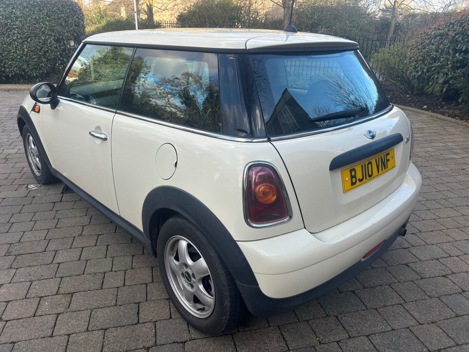 Used MINI Hatch 2010 for sale - 77774792: Photo 2