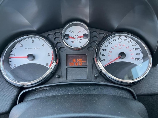 Used Peugeot 207 CC 2009 for sale - 74629118: Photo 22