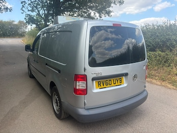 Used Volkswagen Caddy Maxi 2010 for sale - 79614560: Photo