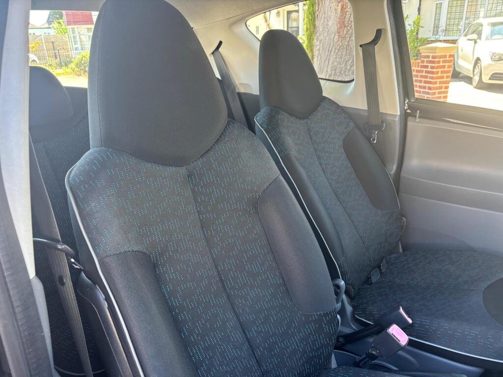 Used Peugeot 107 2010 for sale - 76517772: Photo 15