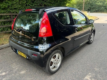 Used Peugeot 107 2010 for sale - 76517772: Photo