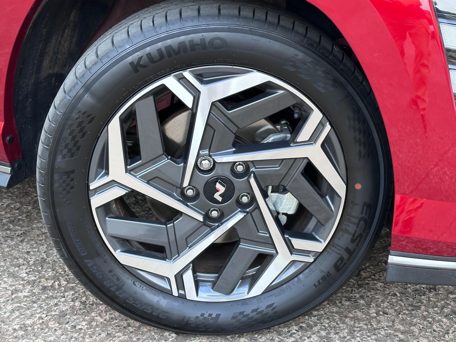 Used Hyundai KONA 2024 for sale - 76989684: Photo 3