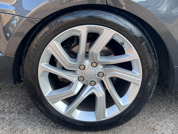 Used Land Rover Range Rover Sport 2018 for sale - 75563817: Photo 3