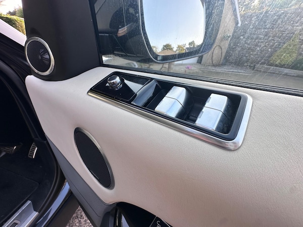 Used Land Rover Range Rover Sport 2018 for sale - 75563817: Photo 8