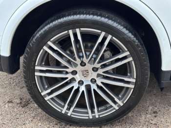 Used Porsche Cayenne 2017 for sale - 73250873: Photo