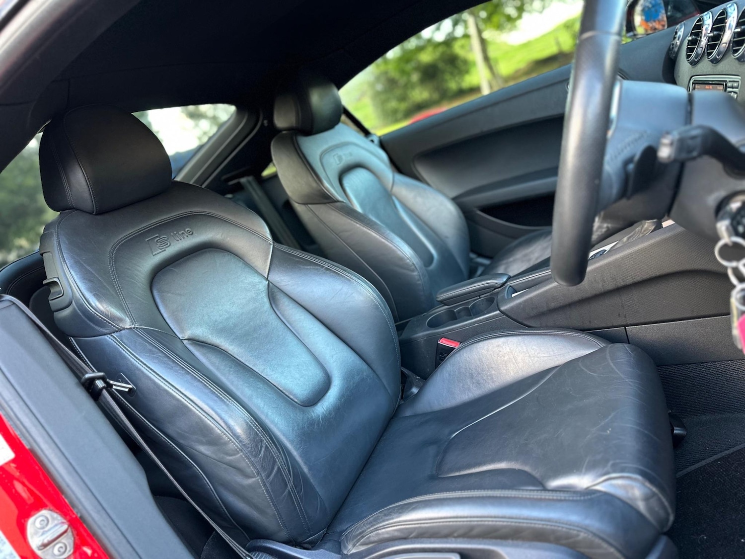 Used Audi TT 2013 for sale - 76270353: Photo 2