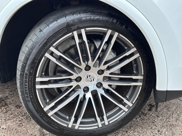 Used Porsche Cayenne 2017 for sale - 75378434: Photo 7