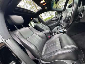 Used Infiniti QX70 2015 for sale - 74441267: Photo