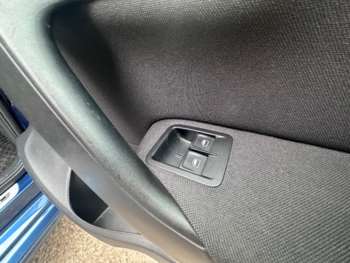 Used Volkswagen Polo 2016 for sale - 74441896: Photo