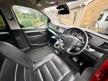 Used Peugeot Traveller 2019 for sale - 76271013: Photo