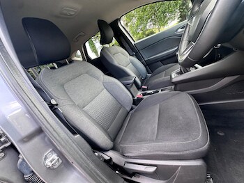 Used Renault Captur 2021 for sale - 75964410: Photo