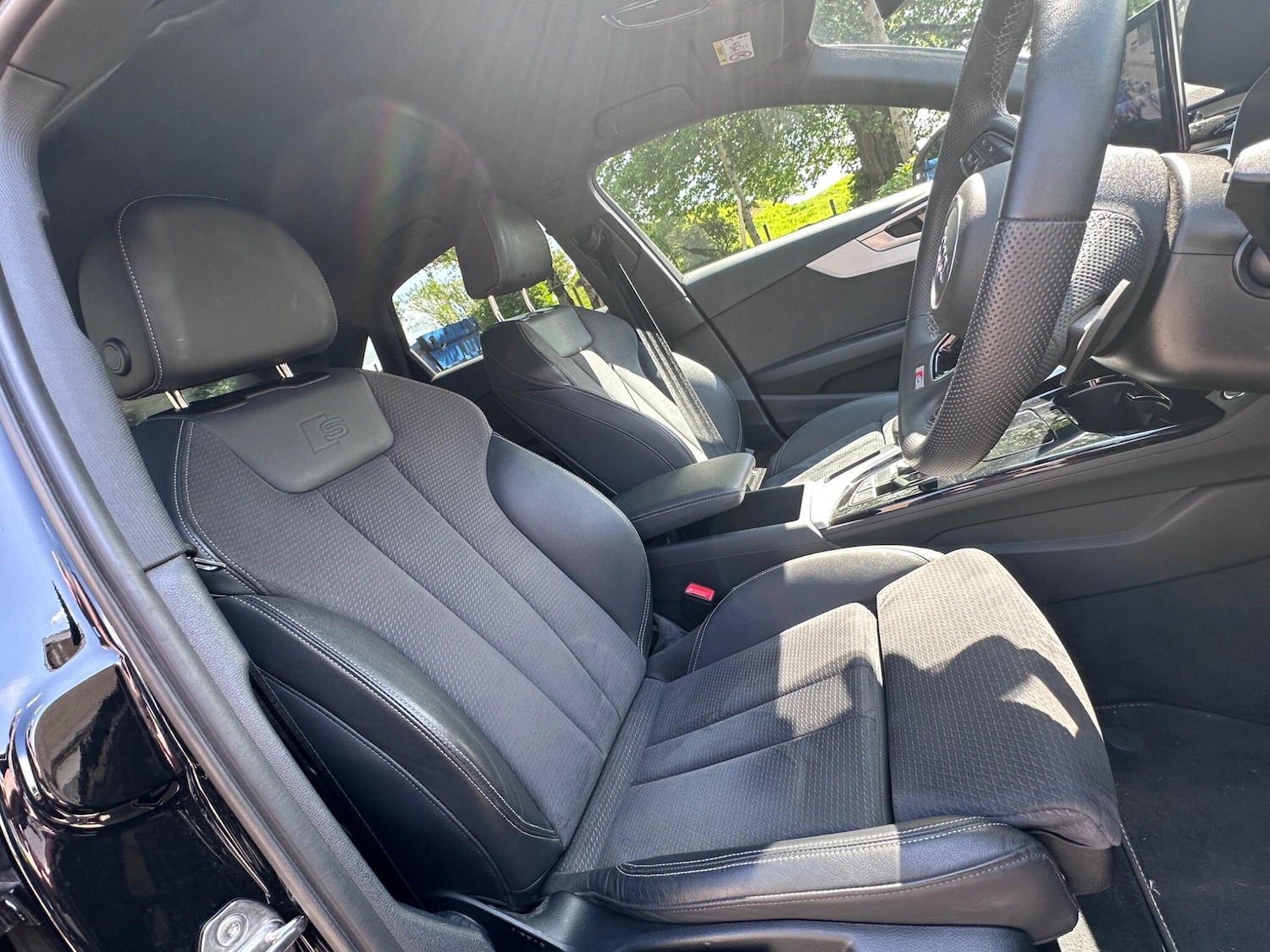 Used Audi A4 2024 for sale - 76989211: Photo 2