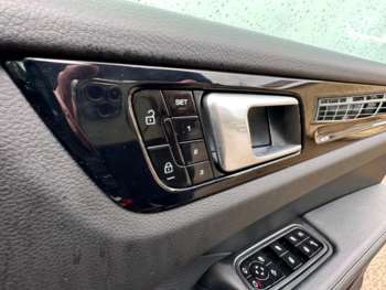 Used Porsche Cayenne 2021 for sale - 74363238: Photo