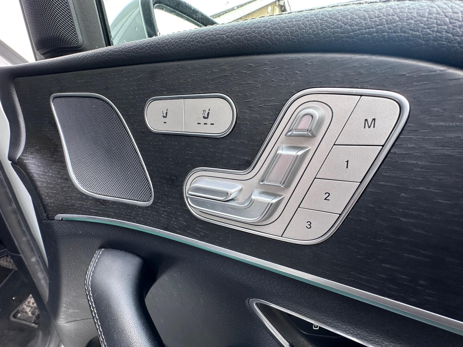 Used Mercedes-Benz GLE 2021 for sale - 76988510: Photo 4