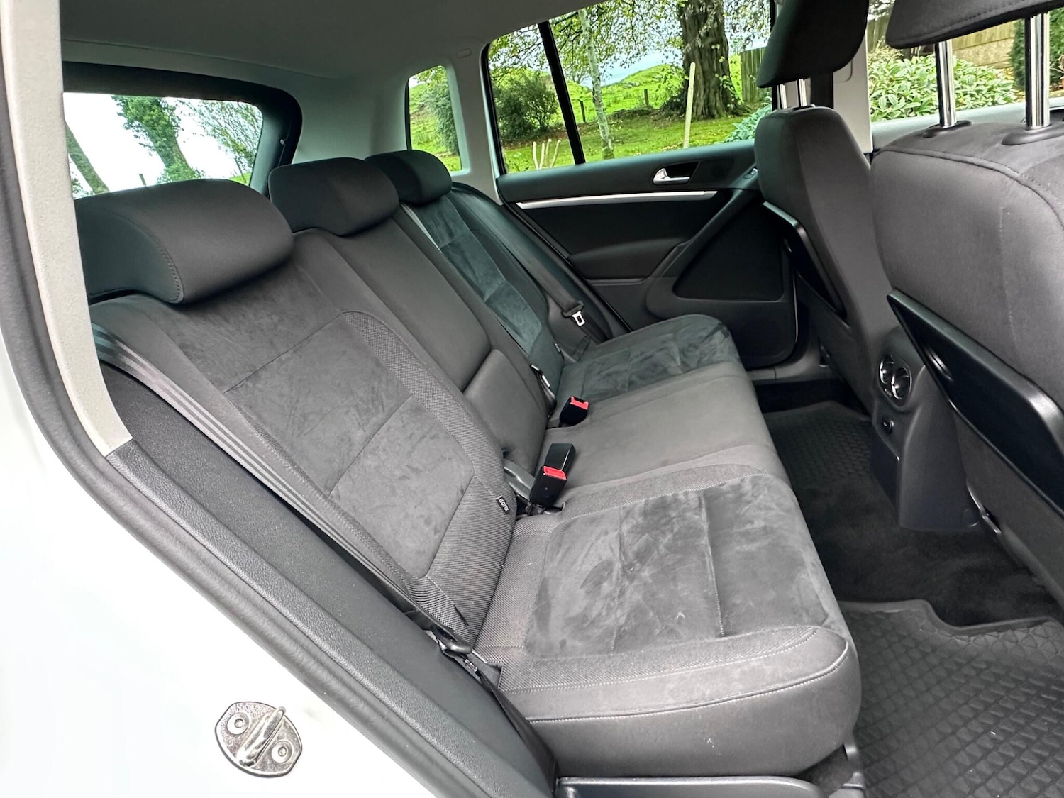 Used Volkswagen Tiguan 2014 for sale - 75965963: Photo 6