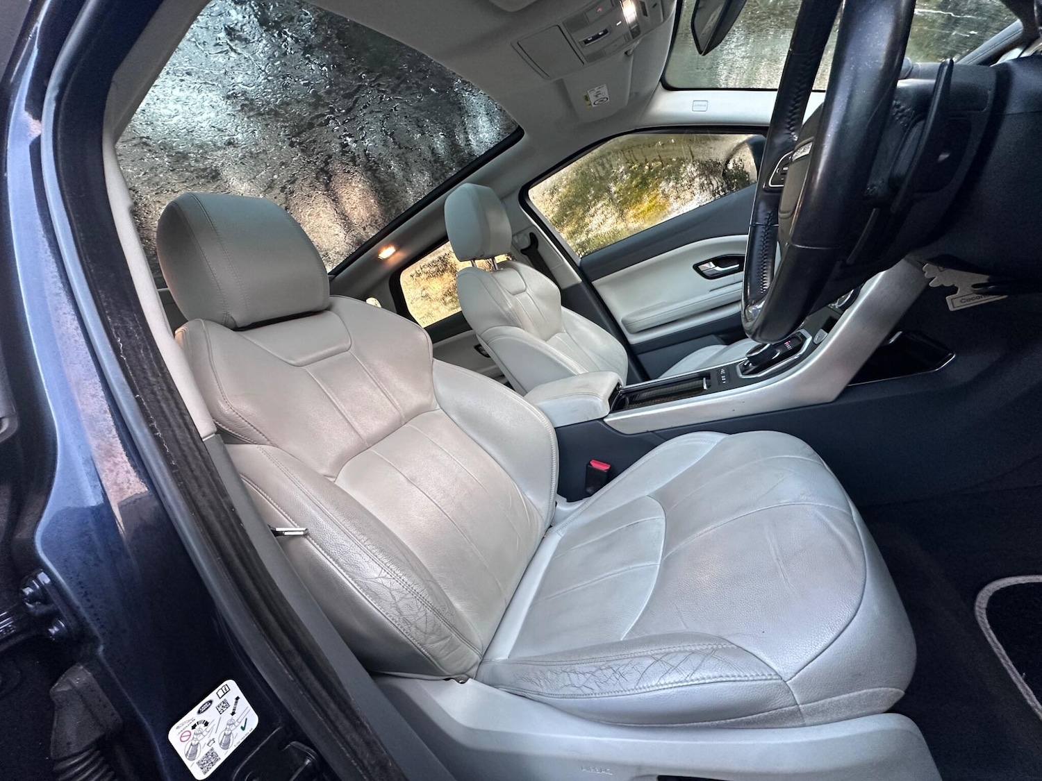 Used Land Rover Range Rover Evoque 2018 for sale - 76913581: Photo 2