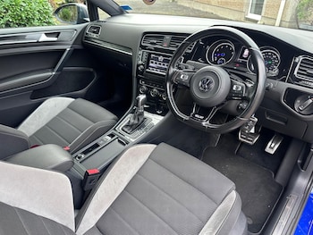 Used Volkswagen Golf 2015 for sale - 76989526: Photo