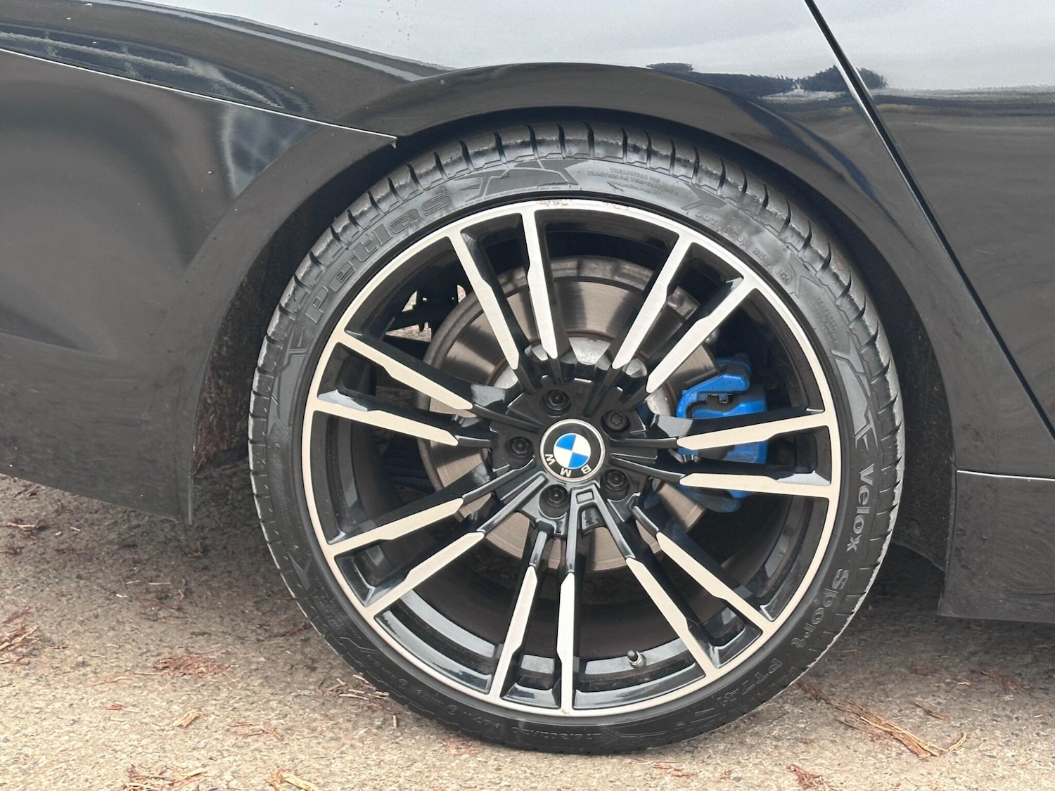 Used BMW 5 Series 2018 for sale - 77074465: Photo 2