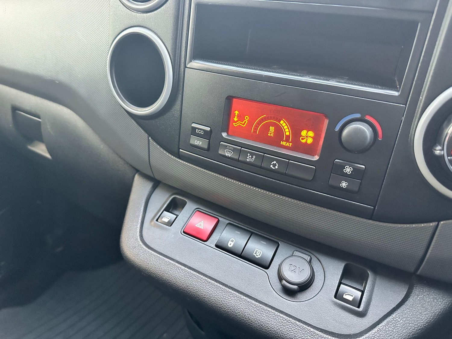 Used Citroen Berlingo 2018 for sale - 76270223: Photo 8