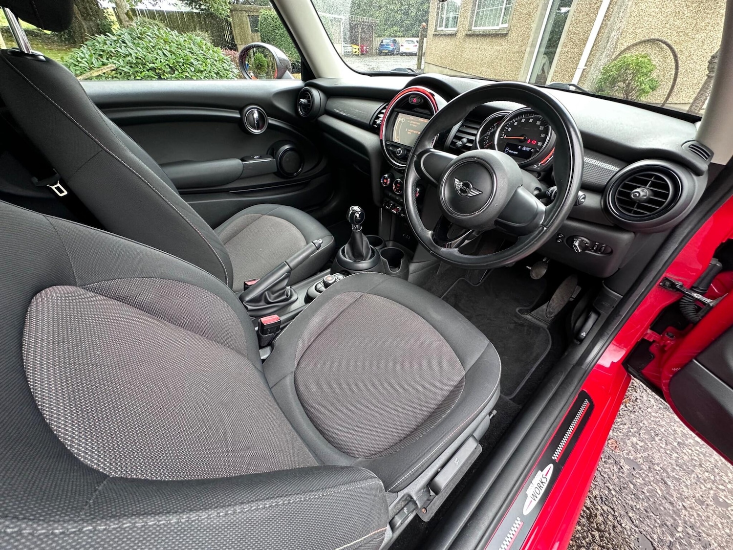 Used MINI Hatch 2018 for sale - 76122300: Photo 2