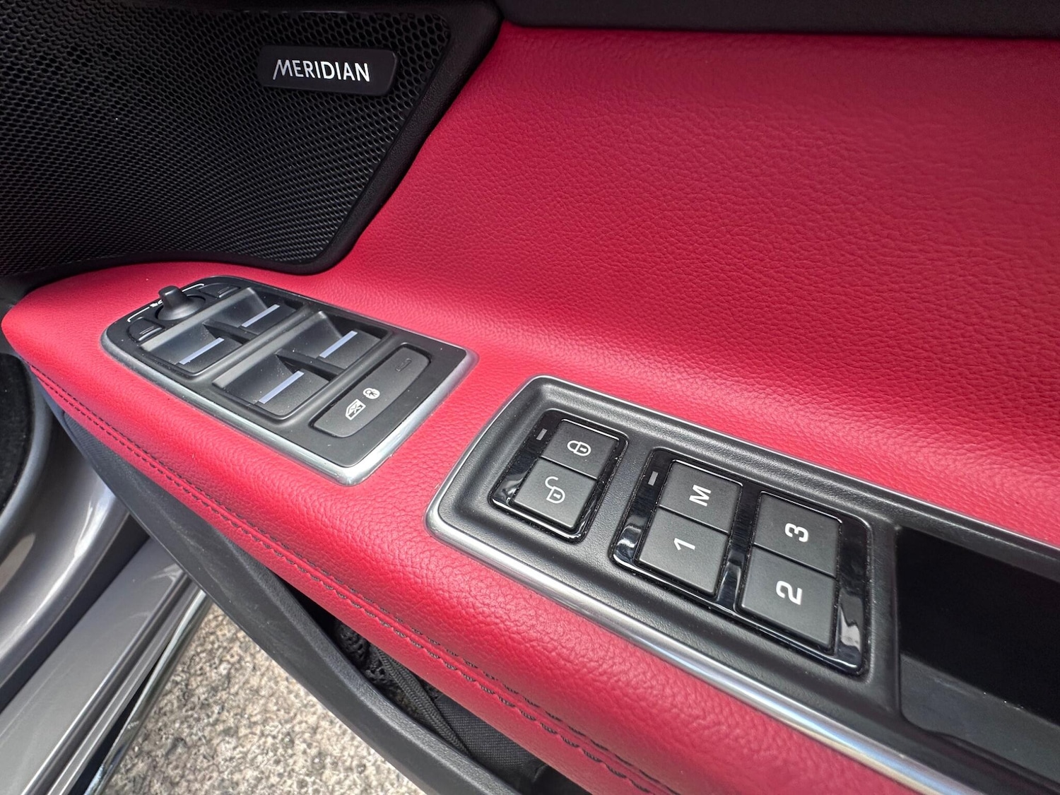 Used Jaguar XF for sale - 76913604: Photo 4