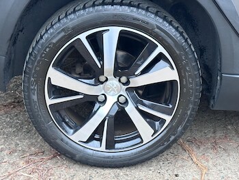 Used Peugeot 2008 2019 for sale - 77074596: Photo