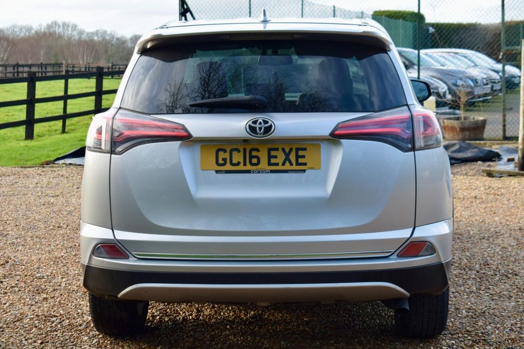 Used Toyota RAV4 2016 for sale - 77269079: Photo 10